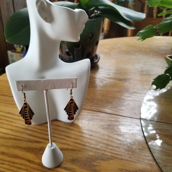 VINTAGE GOLDTONE MULTI COLORS RED HEART EARRINGS - Picture 2 of 4